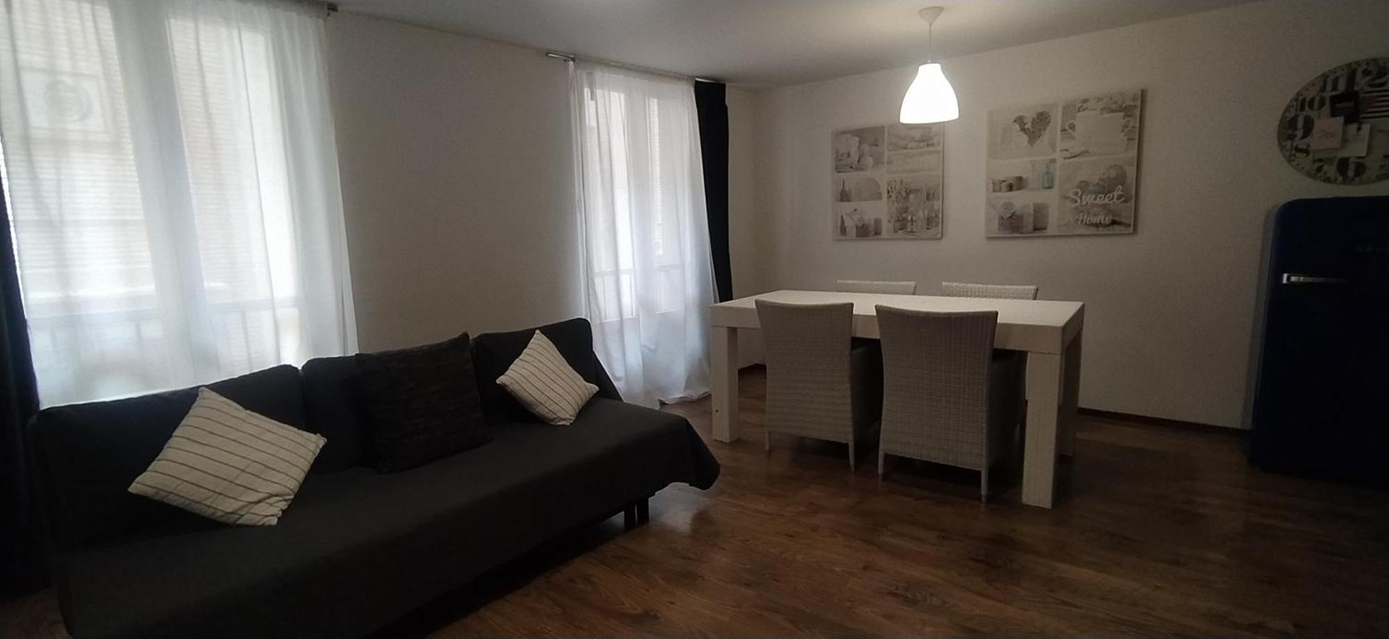 Txoko 48 Apartment Pamplona Ngoại thất bức ảnh