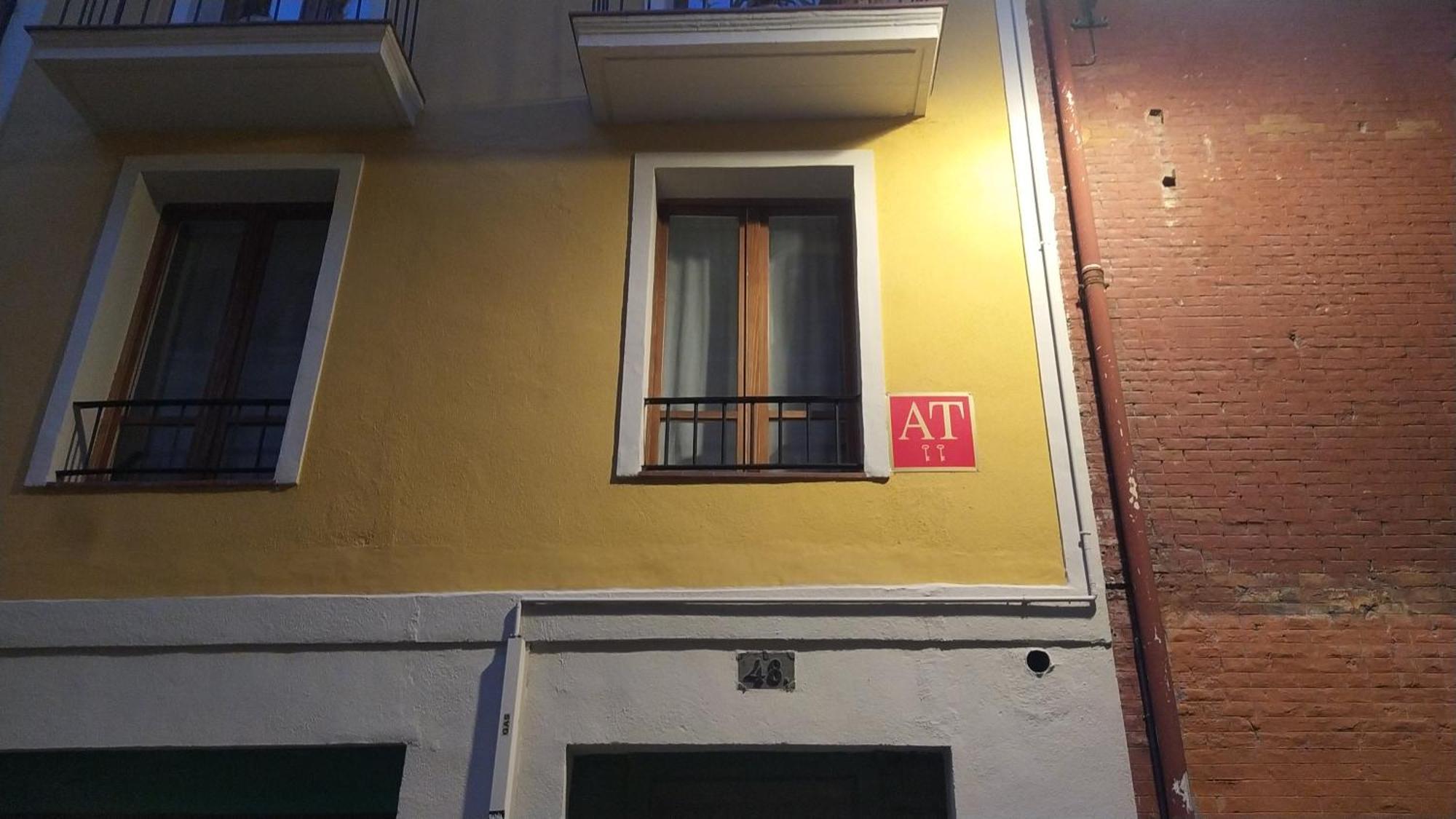 Txoko 48 Apartment Pamplona Ngoại thất bức ảnh